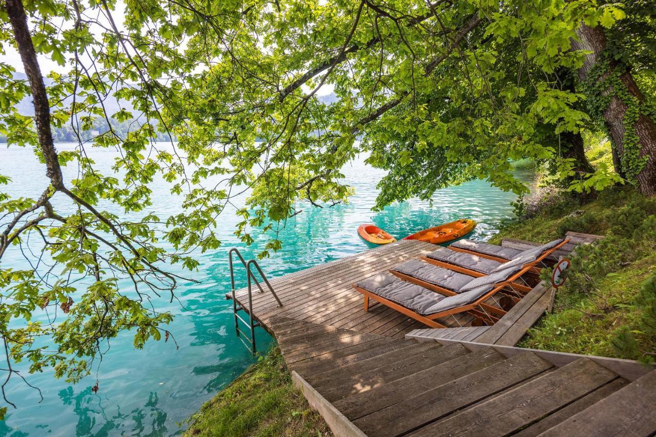 Private Beach House On Lake بليد المظهر الخارجي الصورة